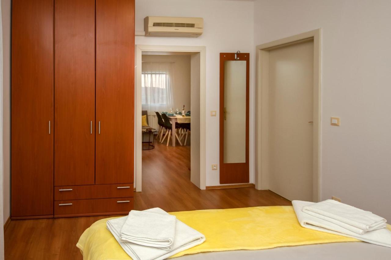 Apartments4You Vodice Eksteriør bilde