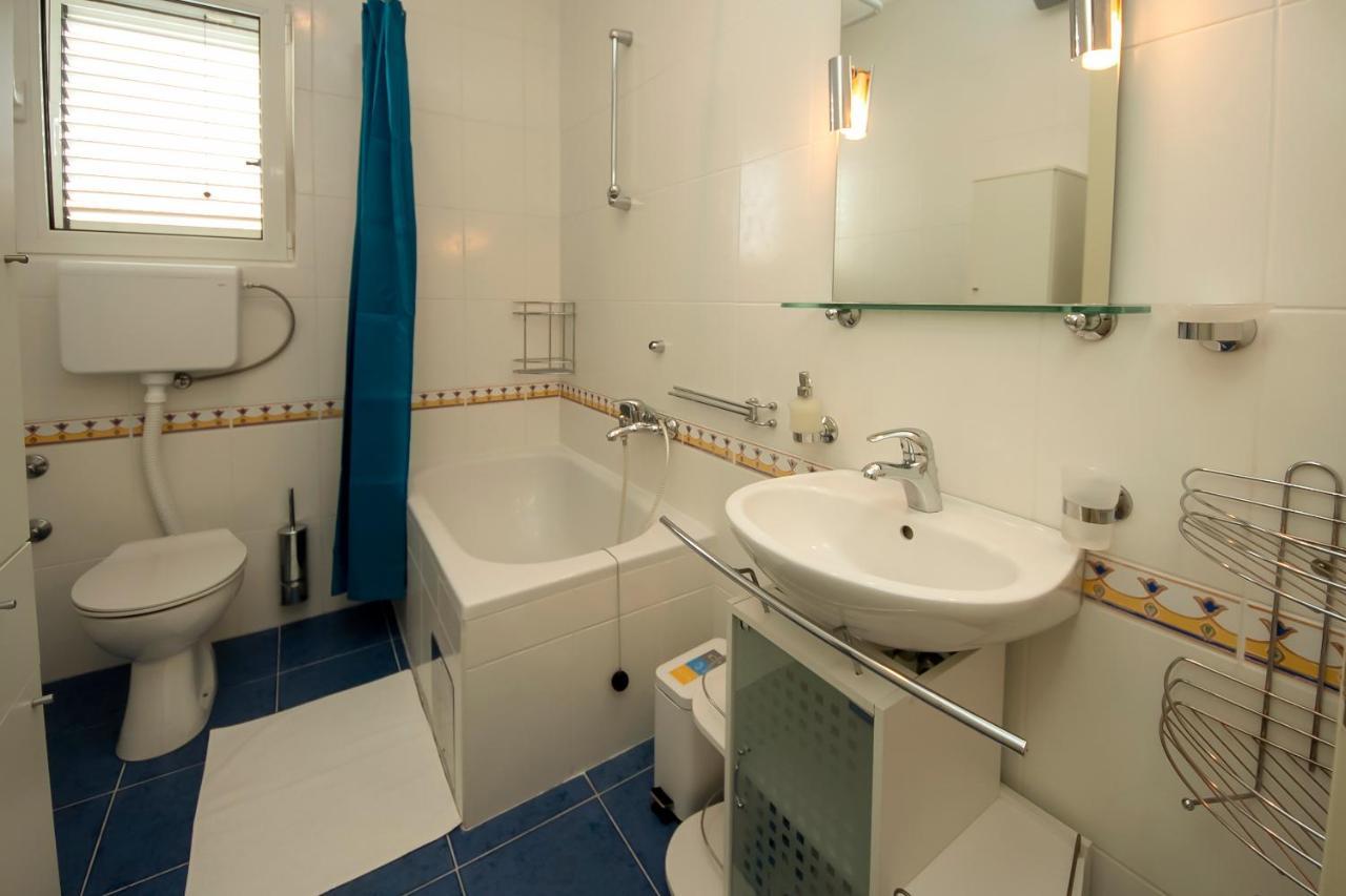 Apartments4You Vodice Eksteriør bilde