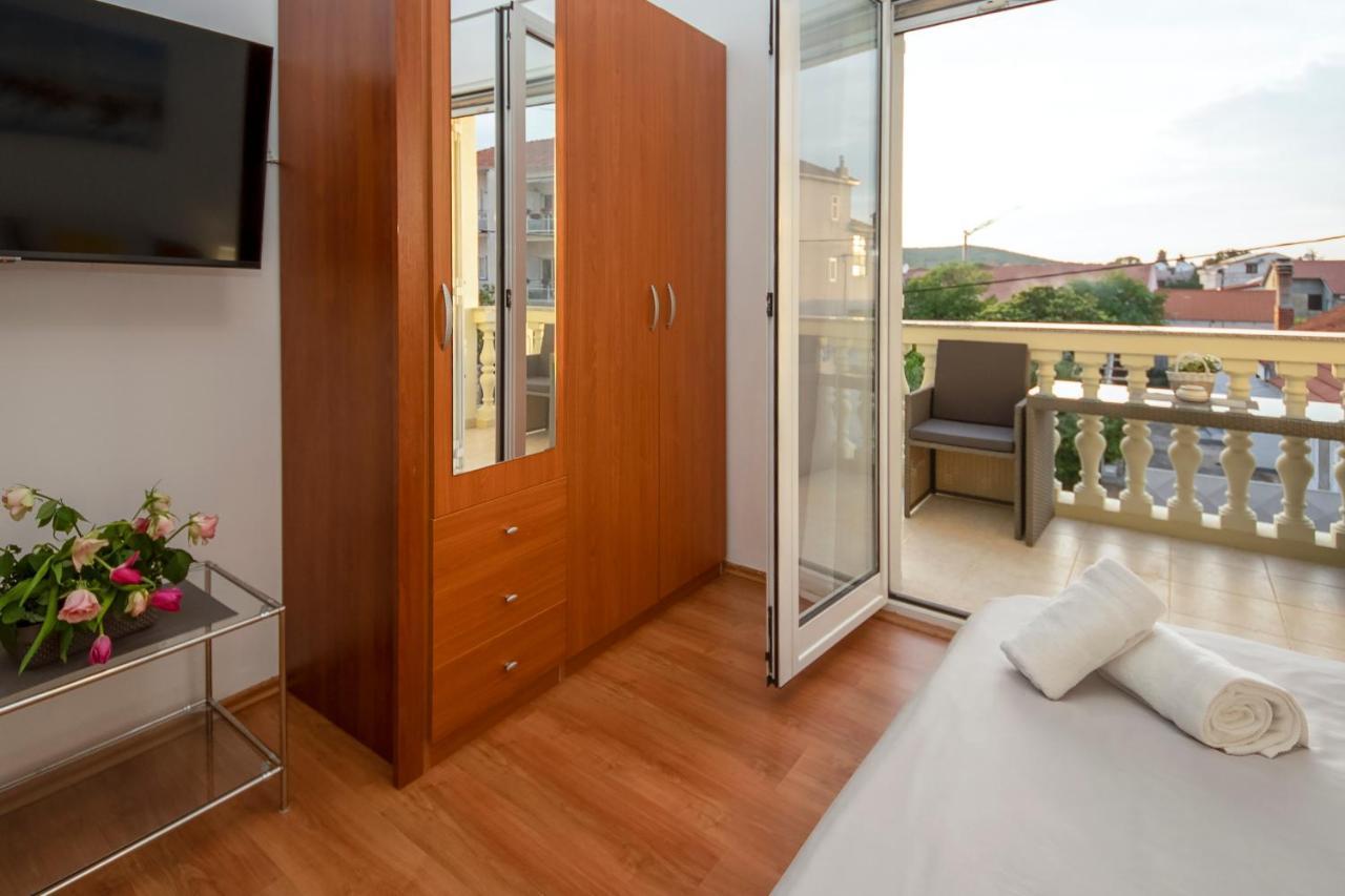 Apartments4You Vodice Eksteriør bilde