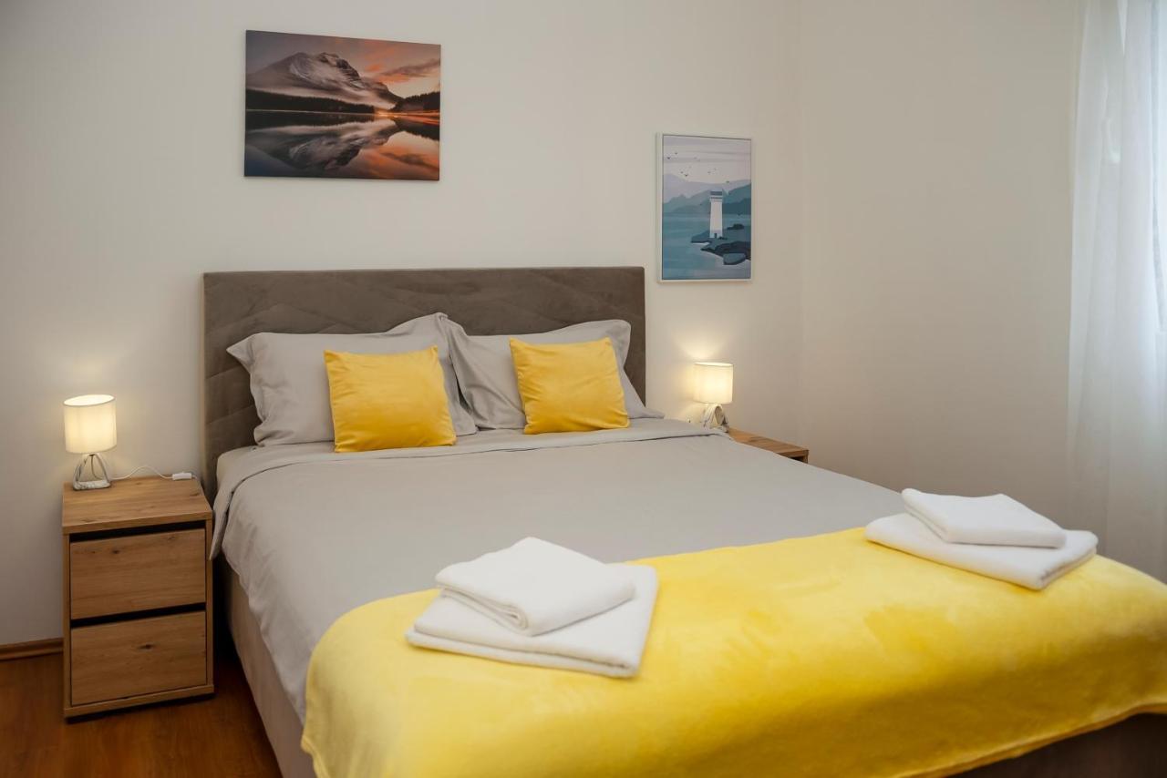 Apartments4You Vodice Eksteriør bilde