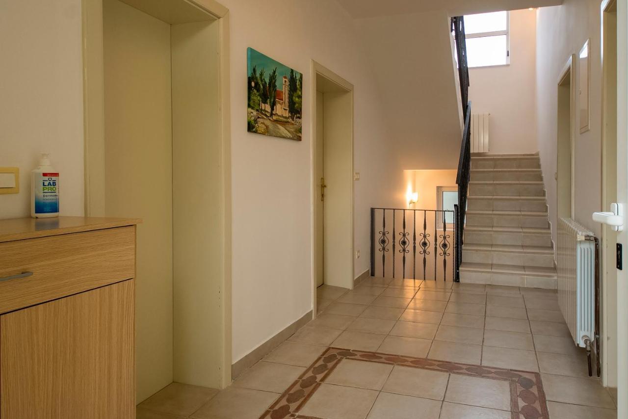 Apartments4You Vodice Eksteriør bilde